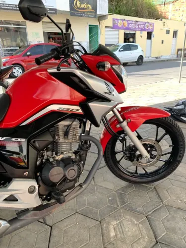 TITAN 160c 2023/23 ZERO DE TUDO, SEM DETALHES E SEM NADA A SER FEITO.