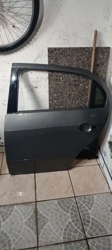 Porta esquerda traseira Gol G5 G6 G7
