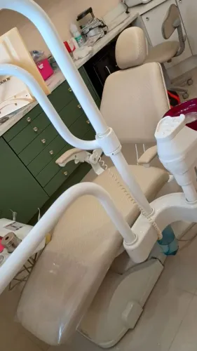Consultório odontológico cadeira Olsen Siena Completa