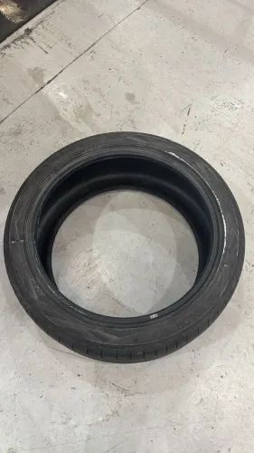 Yokohama Advan Sport v105 255/40 R20