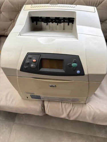 Impressora HP 4250 laser