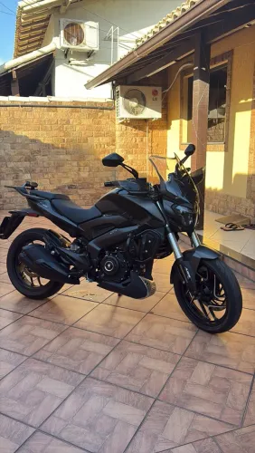 BAJAJ DOMINAR 400 2025 4.900Km rodados