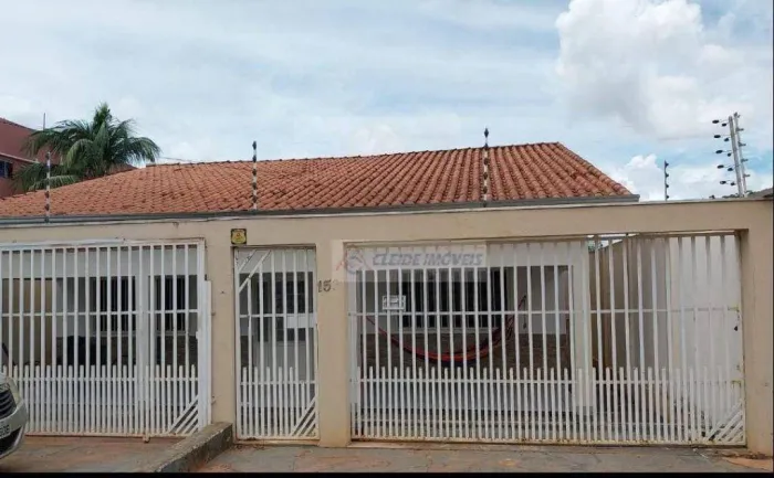 Casa Térrea a venda R$355.000,00, Bairro : São José em Cuiabá-MT