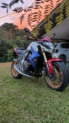 CB1000R Capitão América