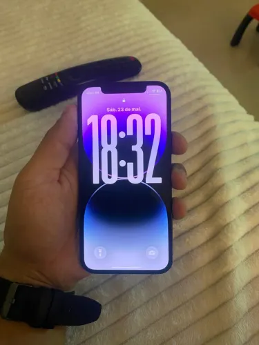 iPhone 12 em perfeito estado 