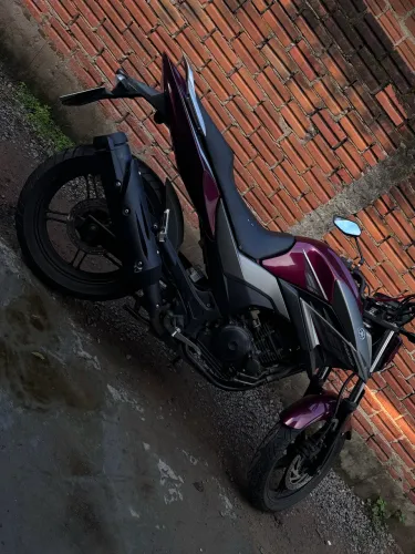 Fazer 250 - ano 2017 - ipva 2026 pago
