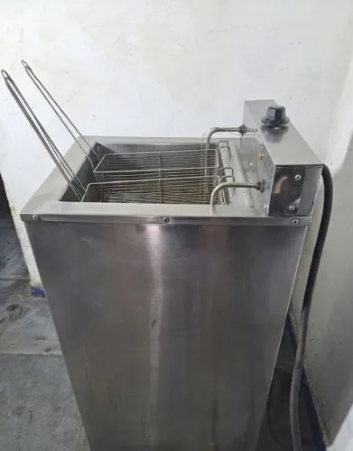 Fritadeira Industrial Água E Óleo 23l