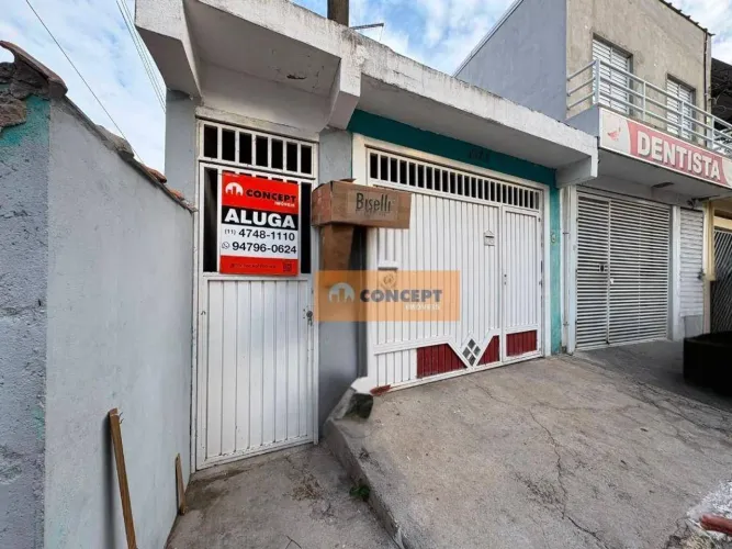 Casa com 1 dormitório para alugar, 110 m² por R$ 1.300,00/mês - Vila Perracini - Poá/SP