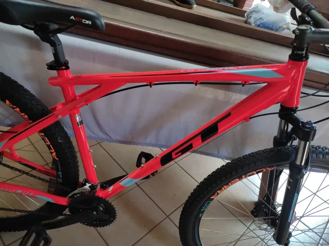 Bicicleta Gt importada 