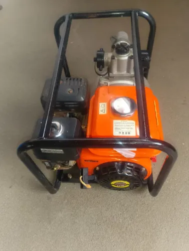 Moto bomba vulcan 6.5 Hp  semi novo