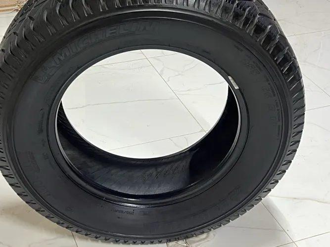 Pneu para caminhonete 