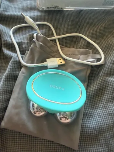 FOREO BEAR Original - Aparelho de Microcorrente Facial - Min