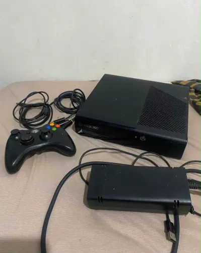 Xbox 360 super slim