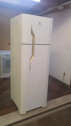 Geladeira Electrolux dc35 com garantia 