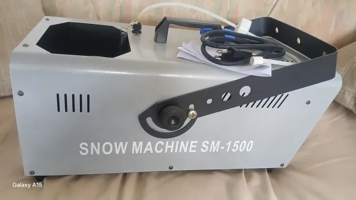 Maquina de neve 1500w
