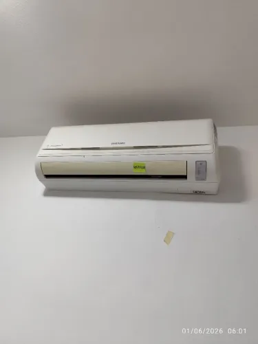 Venda de ar condicionado 12.000 BTUs funcionando perfeitamente 
