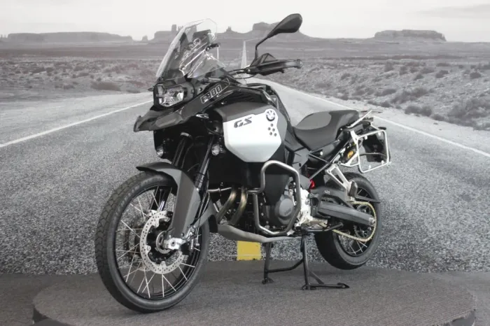 BMW F 900 GS Adventure Plus 2025