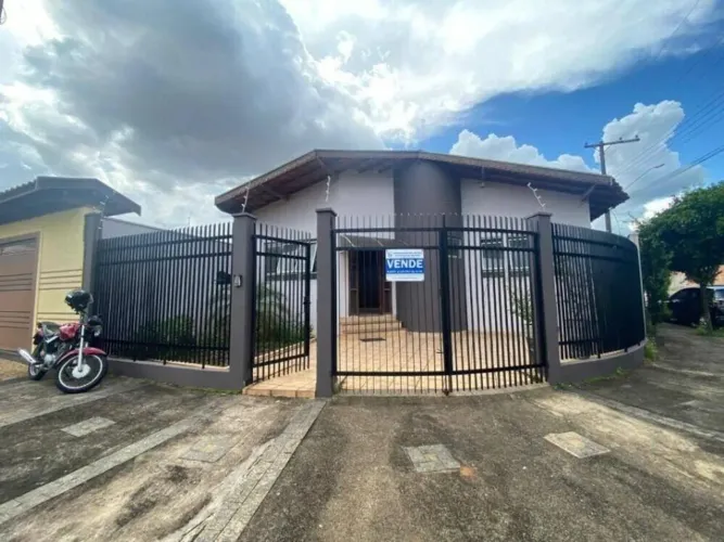 CASA RESIDENCIAL em RIO CLARO - SP, VILA BELA VISTA