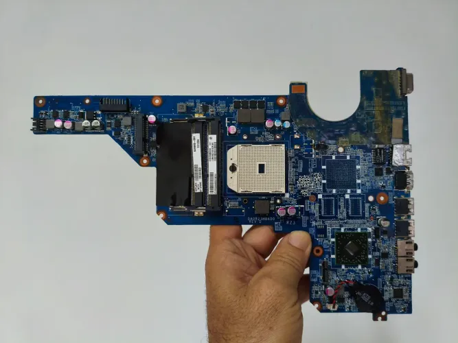Placa mãe de notebook HP G4 G6 G7 AMD toda ok 