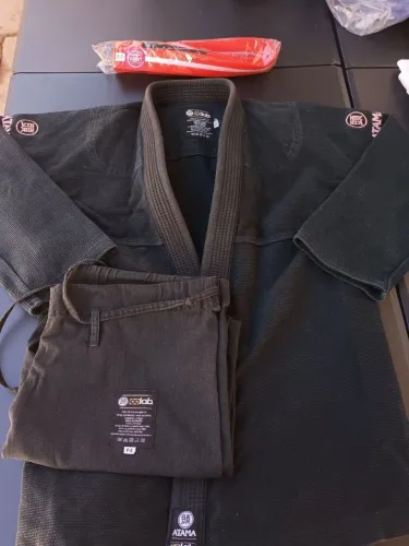 Kimono atama colab f4 usado Jiu-Jitsu