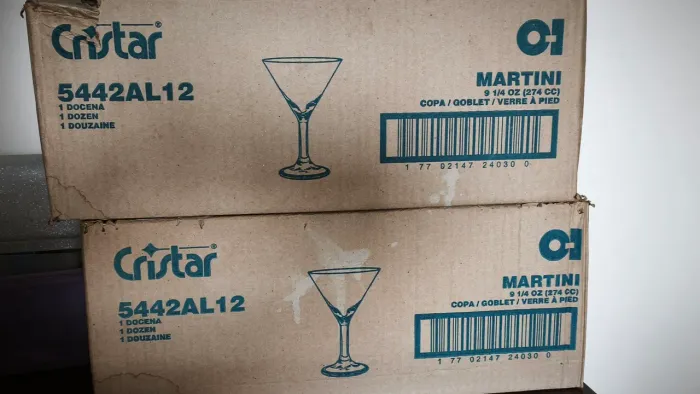 Traças pra coktel 24 / pratos de vidro decorado e lixo 24