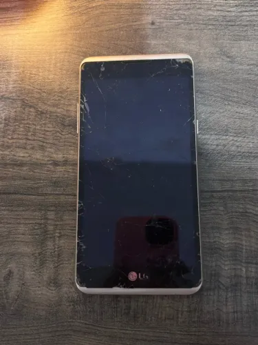 Celular LG X Power 16GB bronze