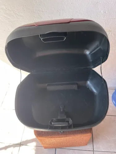 Baú 45 LT com base