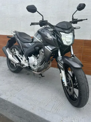 Vendo ou troco por xre 300 2018