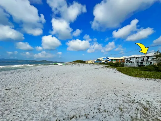 À venda Apartamento pé na areia em Praia do Foguete - Cabo Frio - RJ