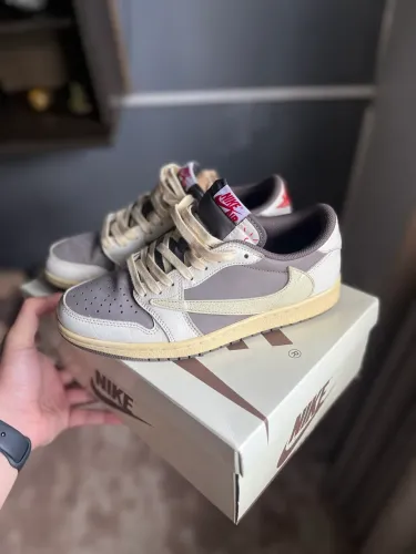 Travis Scott x Air Jordan 1 Low OG Reverse Mocha Bege