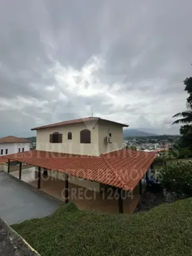 Incrível casa para venda com 3 quartos sendo 1 suíte no centro de Bacaxá -  Saquarema/RJ
