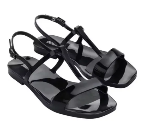 Melissa essential preta - tam 36