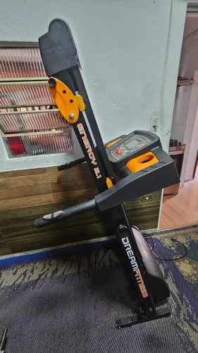 Esteira elétrica Dream Fitness Energy 2.5 cor preto e laranja