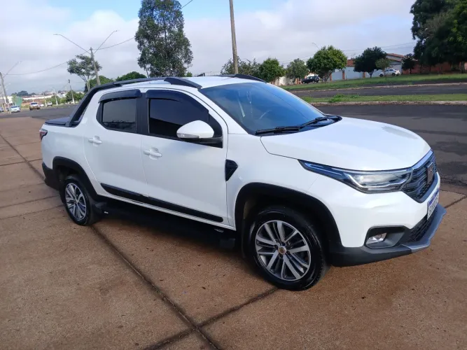 Fiat Strada Volcano 1.3 Flex 8V CD 2023