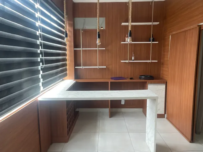 Apartamento na Av Jorge Teixeira