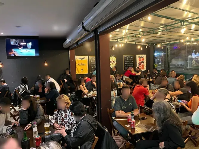 Bar completo a venda / Faturando / Avenida Gastronômica / Passo o ponto 
