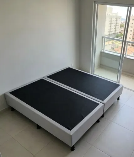 Cama Box base King size em LINHO.Entrego