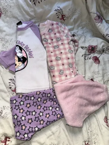 Pijamas em fleece 2 anos 
