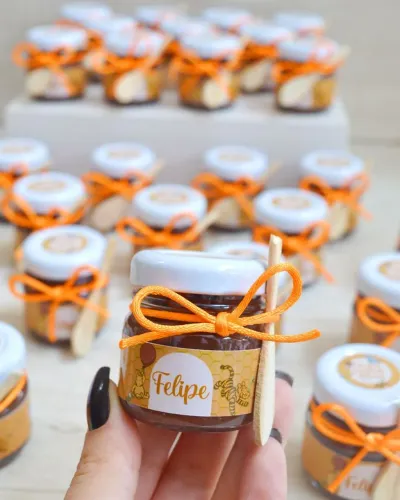 Lembrancinhas potinho de brigadeiro personalizada para festas e eventos