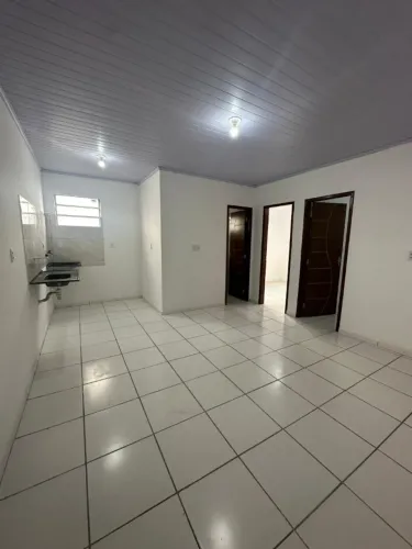 ALUGUEL- CASA PLANALTO TURU III - DOIS QUARTOS