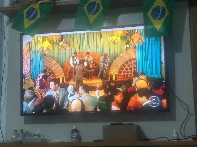 Televisão