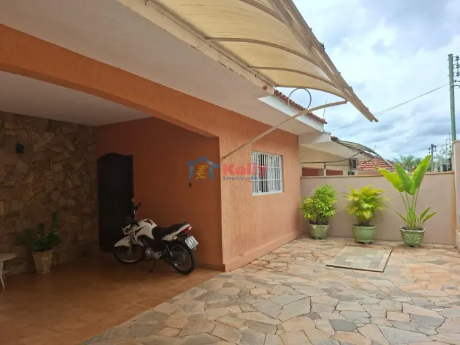 Casa para Venda em Presidente Prudente, Parque Furquim, 3 dormitórios, 1 suíte, 2 banheiro