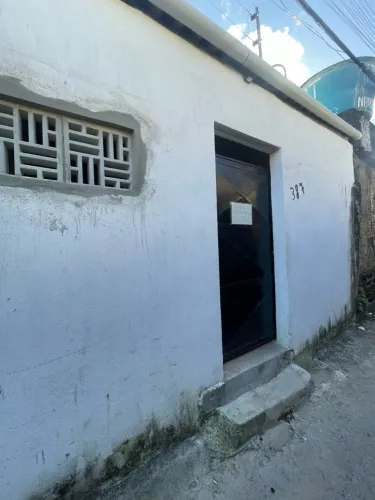 Vende - se ou troco em outra casa
