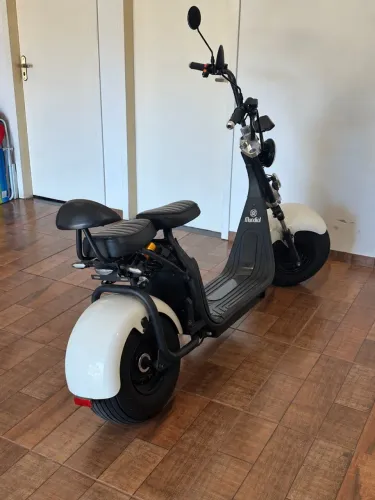 Scooter Eletrica X7 2000w 20ah 2024