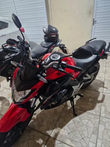 Honda Twister CB300f