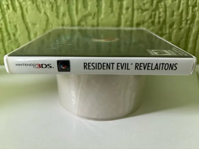 Resident Evil Revelaitons -(edição rara com erro de impressão)