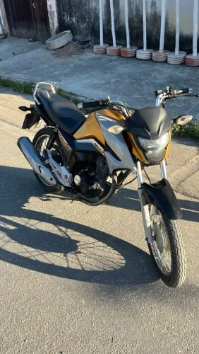Titan 160