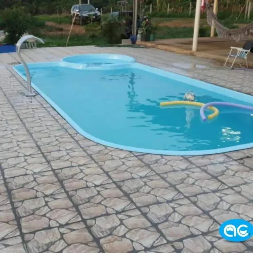 Piscina com 8,5 mts com SPA