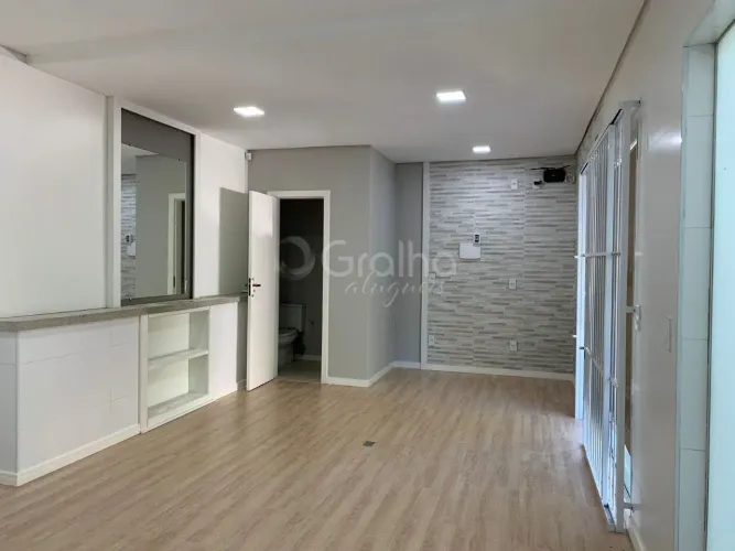 Sala comercial para alugar em São José