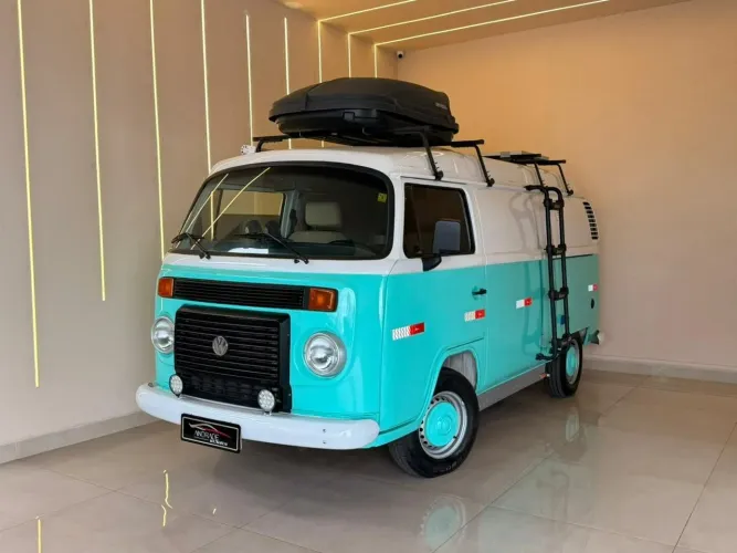 Volkswagen Kombi Furgão 1.4 MI Total Flex 8V 2009